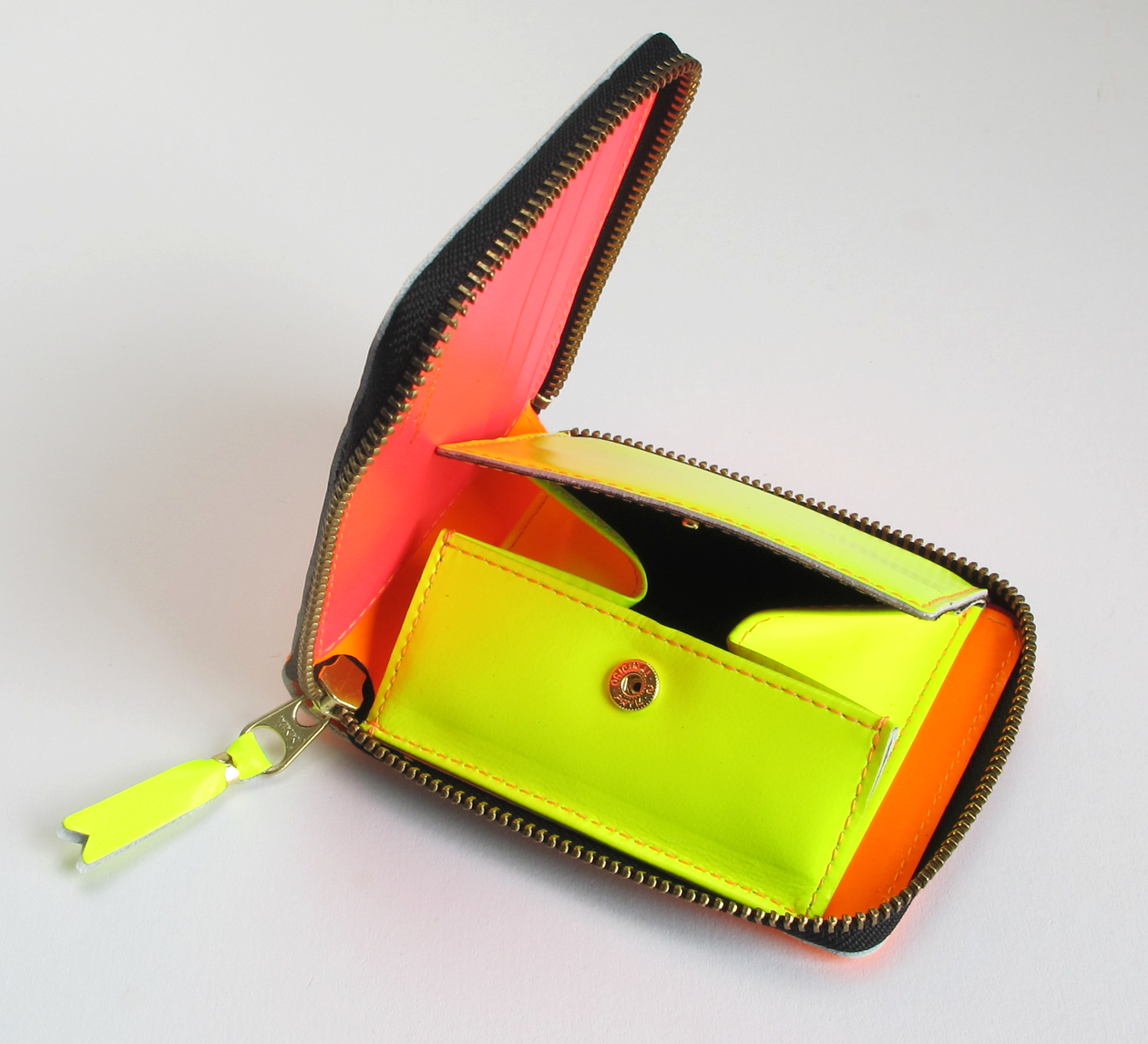Comme des Garcons Wallet Light Orange SA7100