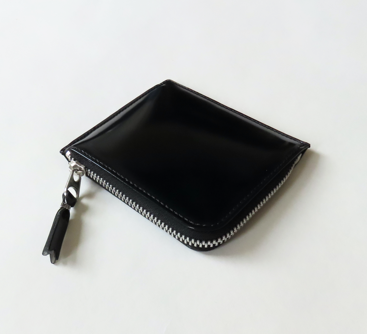 Comme des garcons mirror inside wallet hotsell