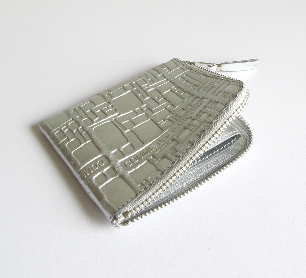 Comme des Garcons Silver Embossed Logo Wallet SA3100