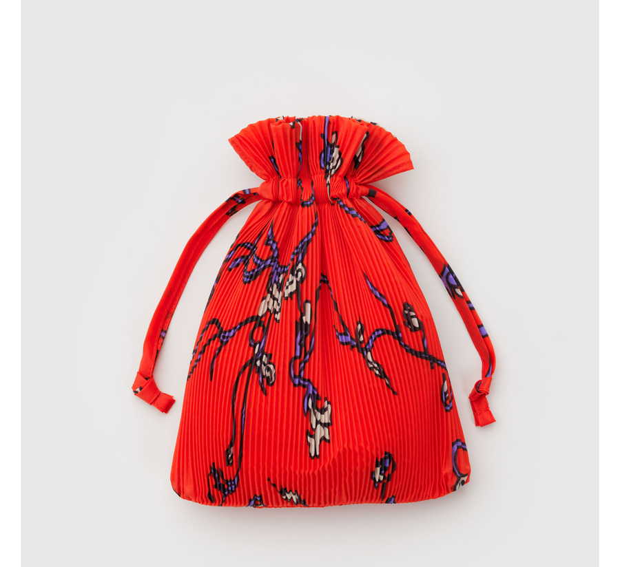 baggu, baggu uk stockist, baggu uk, big baggu, nylon, reusable bag, found bath, found bath uk stockist, baby baggu, happy metallic baggu baby, Peanuts Fanny Pack peanuts snoopy, pleated red snapdragon baggu