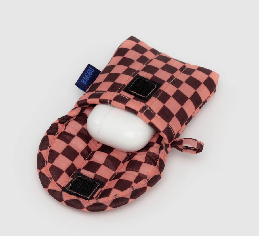 baggu, baggu uk stockist, baggu uk, big baggu, nylon, reusable bag, found bath, found bath uk stockist, baby baggu, happy metallic baggu baby, Puffy Earbuds Case pink brown check