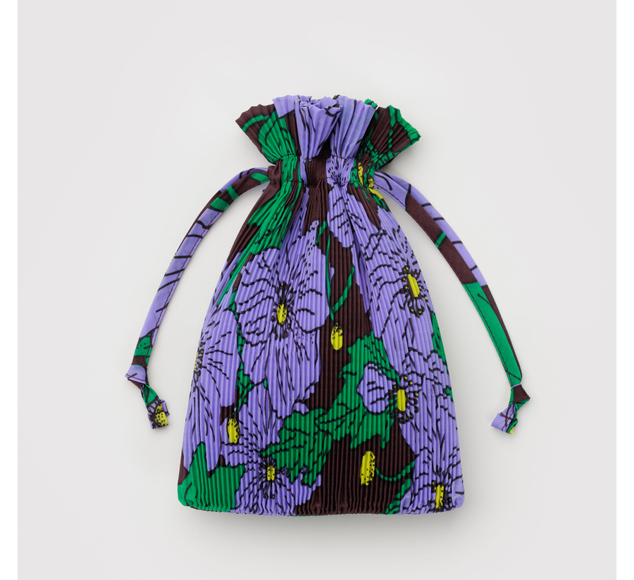 baggu, baggu uk stockist, baggu uk, big baggu, nylon, reusable bag, found bath, found bath uk stockist, baby baggu, happy metallic baggu baby, Peanuts Fanny Pack peanuts snoopy, pleated maroon poppy baggu