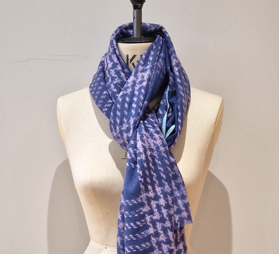 100% wool scarf, Epice, wool Scarf, epice paris, copenhagen, denmark, france, wool, found bath, found bath uk stockist, woven scarf, Twilight Giant Houndstooth Scarf
