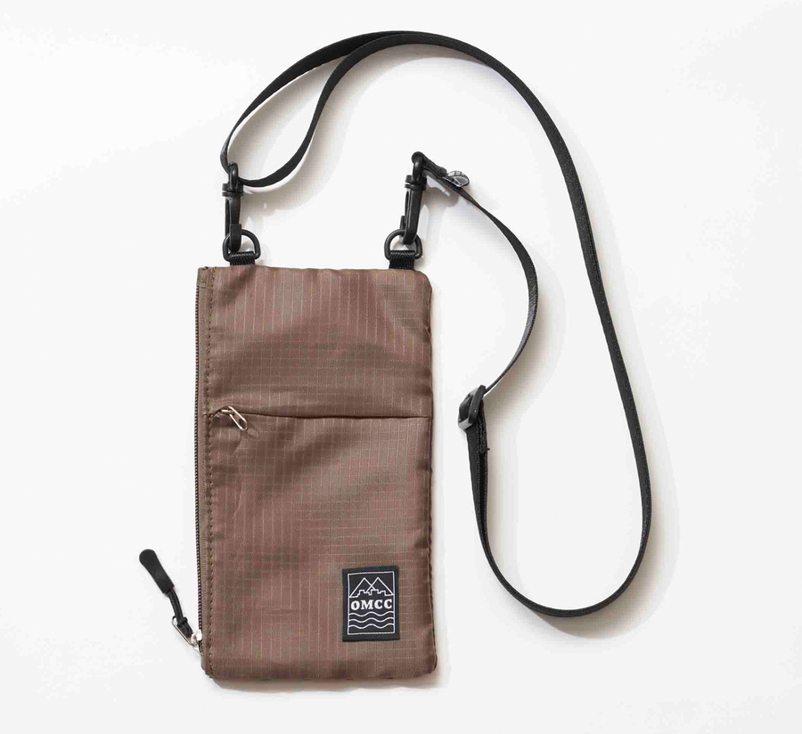 omcc japan, omcc uk stockist, omcc uk, nylon, reusable bag, found bath, found bath uk stockist, Ocean × Mountain × City × Creation, ocean mountain city creation, Phone Sacoche Ash Brown
