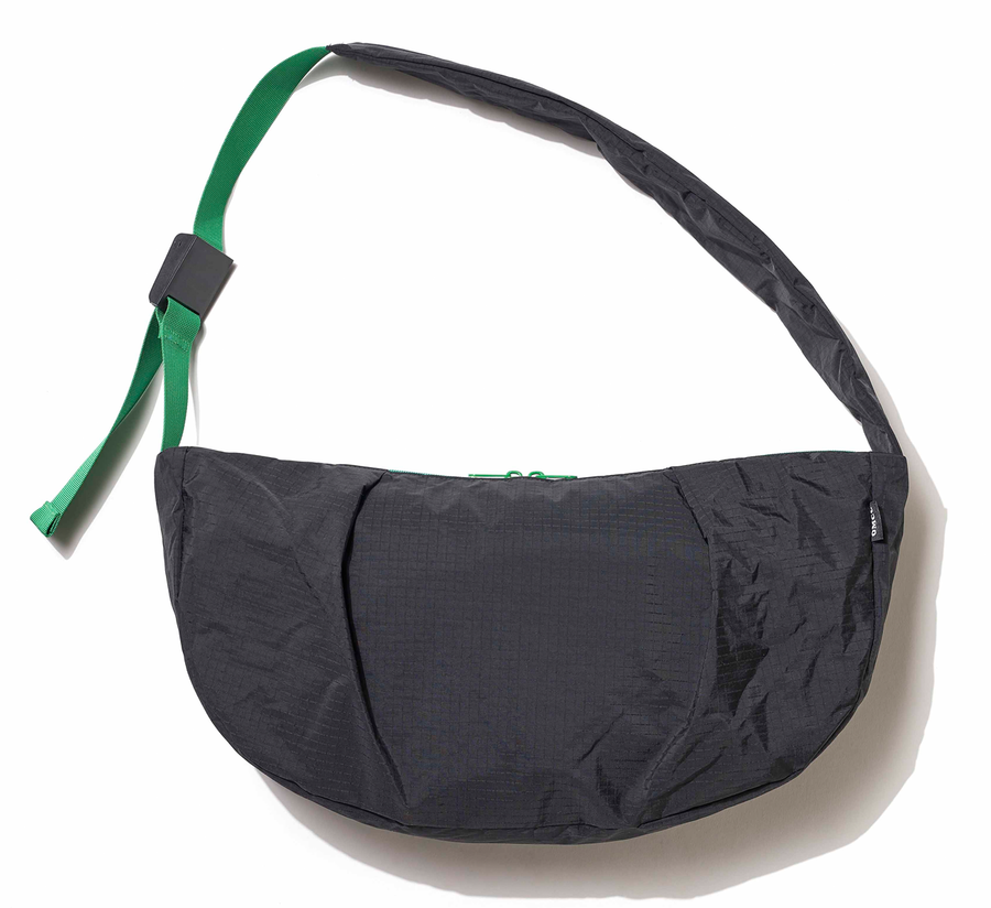 omcc japan, omcc uk stockist, omcc uk, nylon, reusable bag, found bath, found bath uk stockist, Ocean × Mountain × City × Creation, ocean mountain city creation, Round Shoulder Bag Black & Green
