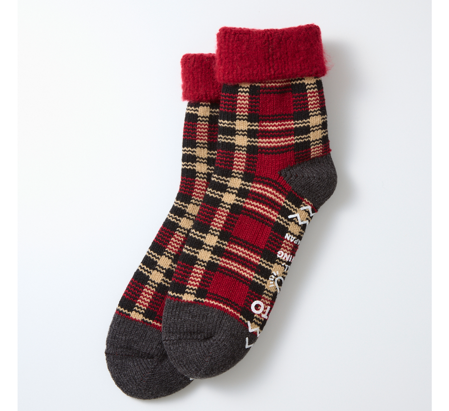 rototo, rototo uk stockist, found bath, found bath uk stockist, pile red ribbed socks, red mix marl, japan, japanese socks, loose pile socks, slipper socks, non slip, dark red black check room socks
