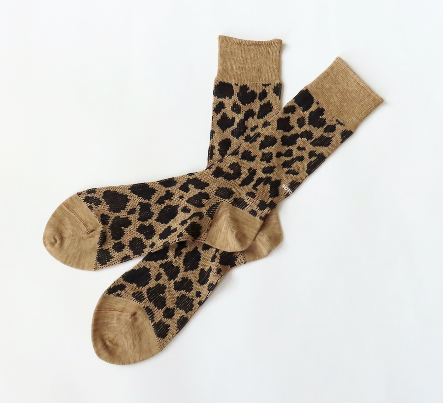 Rototo / Beige Leopard Socks