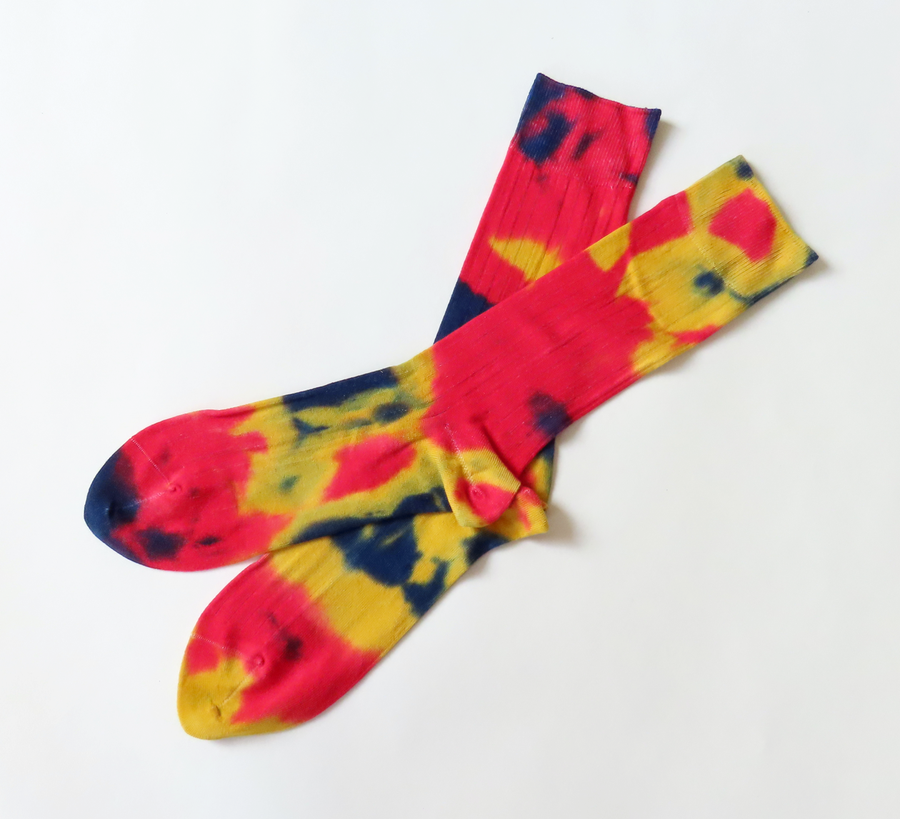 rototo, double face socks, found bath, found bath uk stockist, blue, marl, cotton, wool, ro to to, Japanese socks, made in japan, towelling, rototo uk stockist, Red/Blue Tie-Dye Formal Crew Socks
